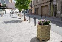 Sant Boi decora con jardineras y flores sus ejes comerciales con la campaña «Som primavera!»