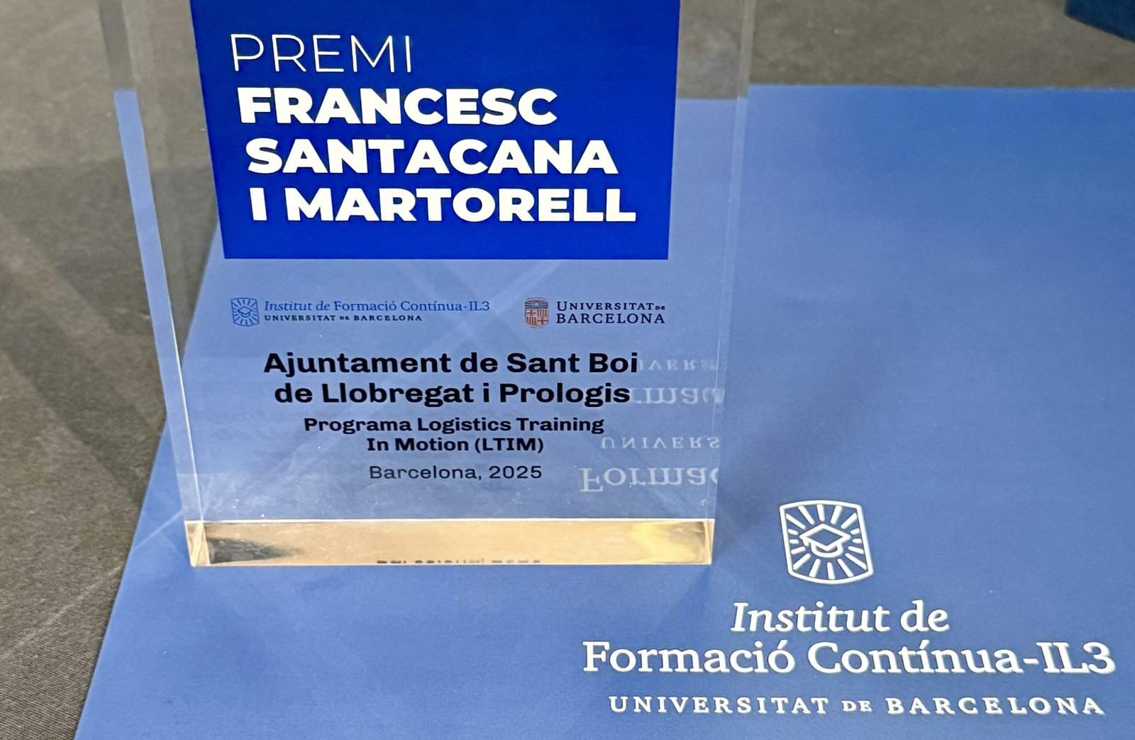Primer plano del trofeo