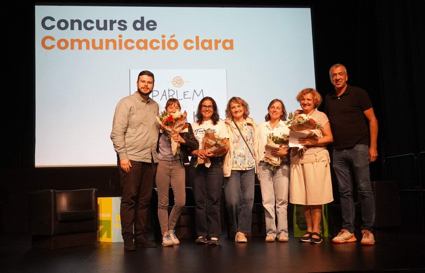 El Ayuntamiento ha reconocido dos iniciativas de personal municipal